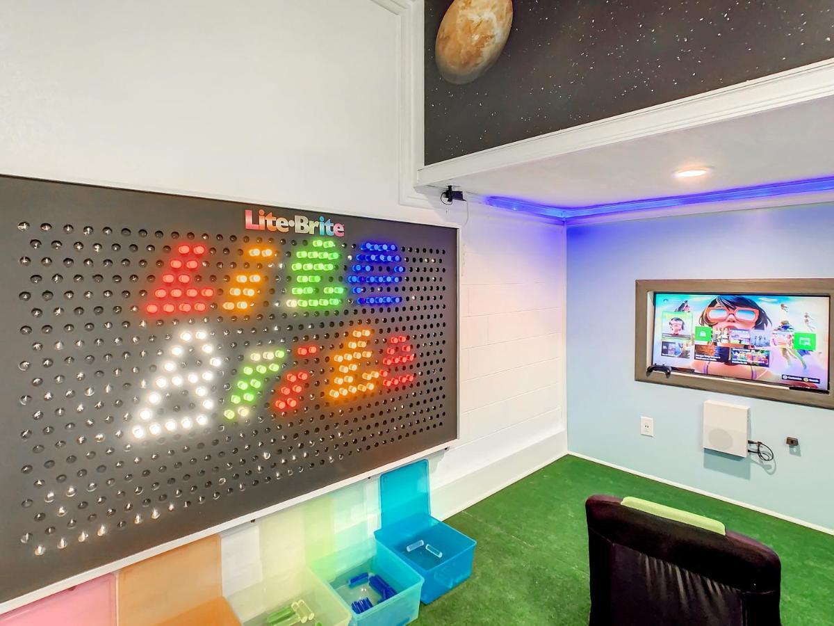 7 Bdr Family Themed Home With Mario Games Room And Free Pool Heat Orlando Exteriér fotografie